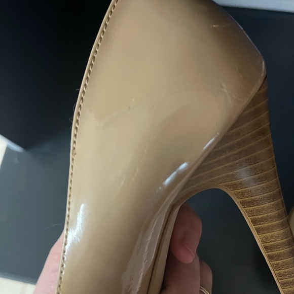 Jessica Simpson Hazil (Nude Patent) Heels Size 7B - Picture 11 of 15
